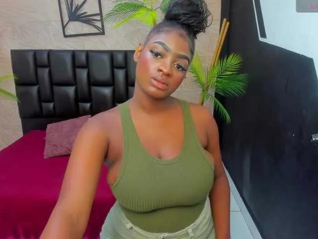 alanabonny on BongaCams 