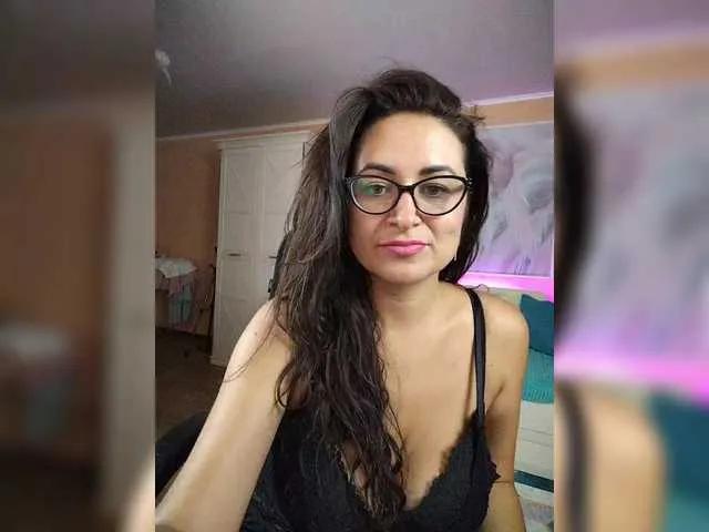 AlicaMiller on BongaCams