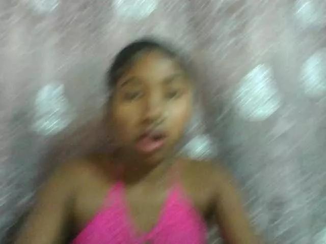 Annah21 on BongaCams 