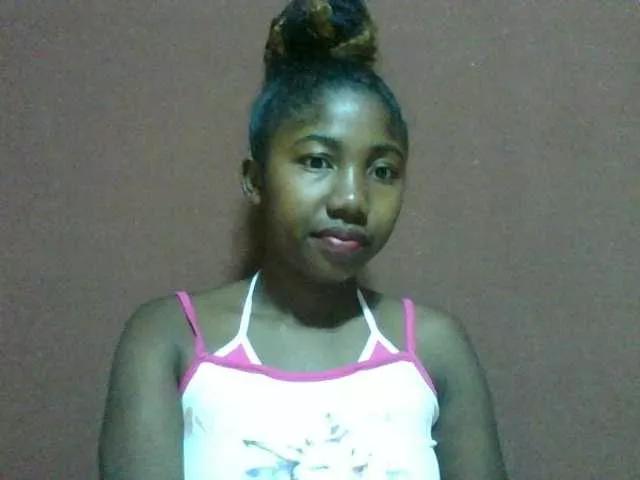 Annah21 on BongaCams 