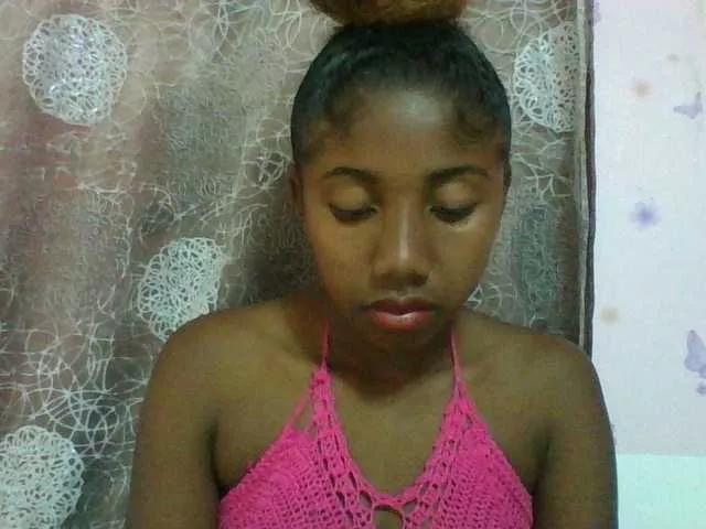 Annah21 on BongaCams 