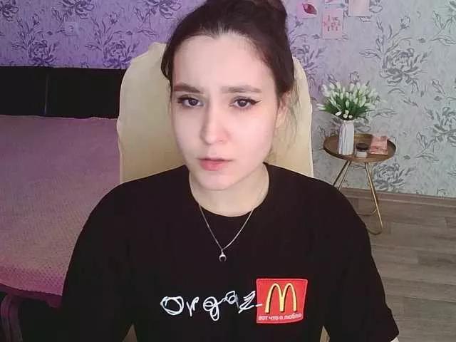annie-fleur on BongaCams 