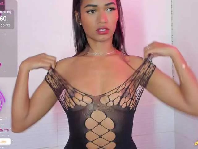 BarbieHotLaura on BongaCams 