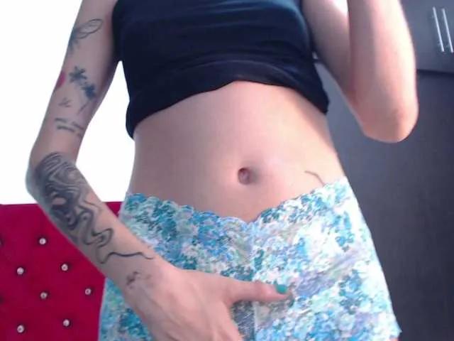 Cherry-Blue on BongaCams