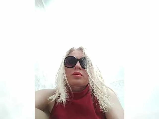ElenCarr on BongaCams
