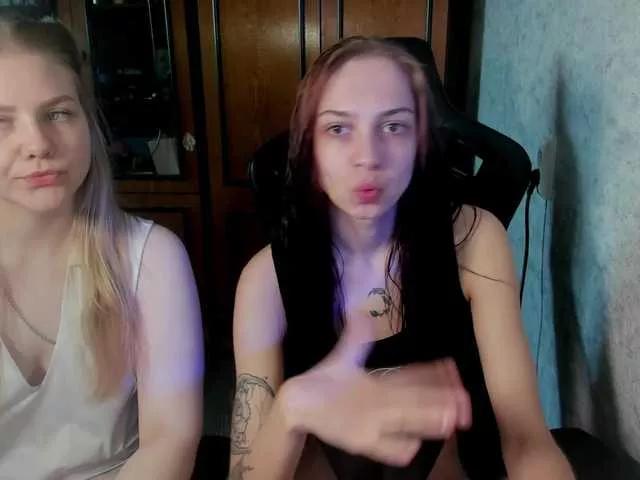 Emma-Frizea on BongaCams 