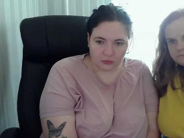 HollyXEva — We like people who have something to offer us: kisses, touches, gifts