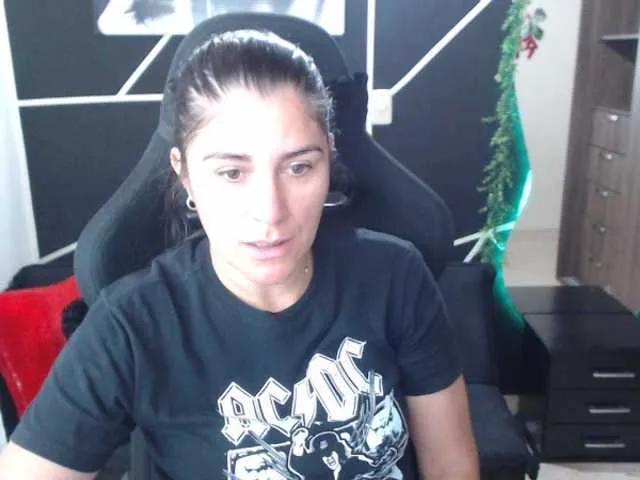 JIMENAMILFX on BongaCams