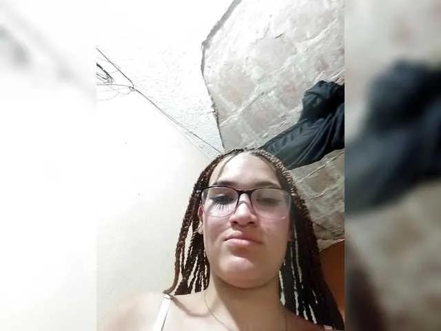 JuliettaAlexys on BongaCams