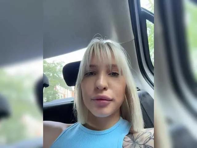 KettyPretty25 on BongaCams 