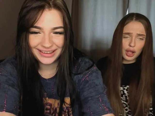 LisaAndDenis — Freechat on BongaCams