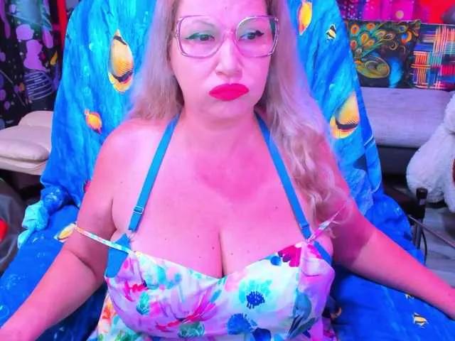 Lisabigtits on BongaCams