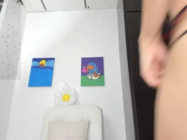 lisvandre on BongaCams