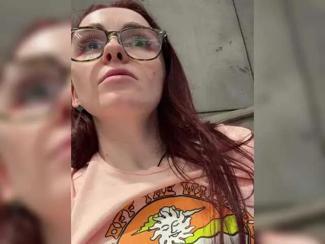 LizaVi on BongaCams