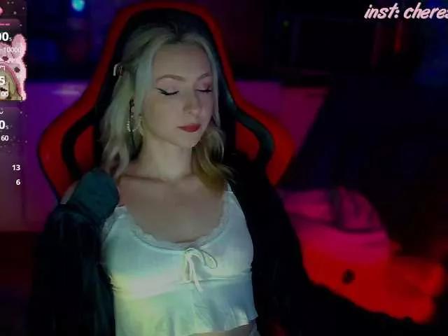 LollyGirlMoon on BongaCams 