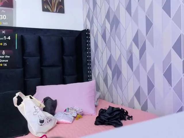 mamaneedsfun — I get excite me that you look me front the cam playing with my toys and fully me the pleasure
