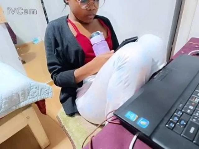 Missaudreys on BongaCams