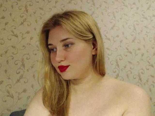 MissLilyAbrams on BongaCams 