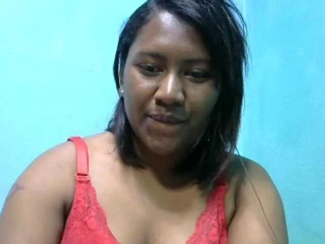 mybigass15 on BongaCams