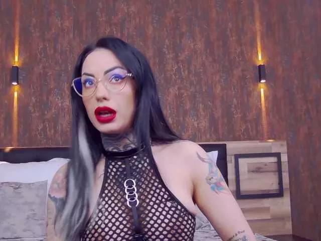 NataliaCristal on BongaCams 