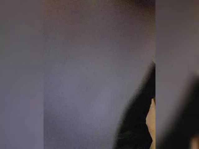 Nina-83 on BongaCams 