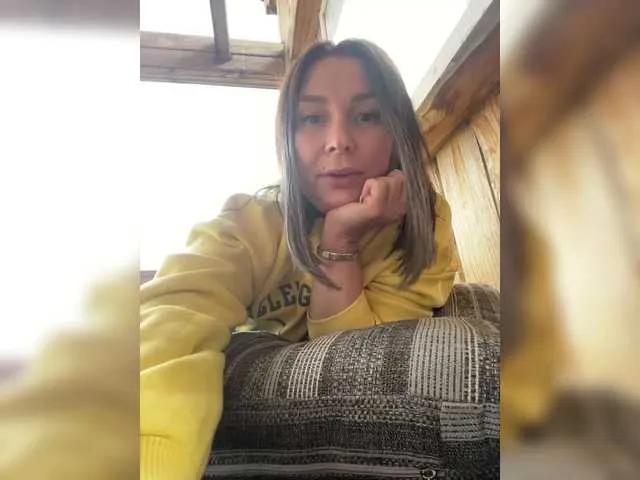 Olli2431 on BongaCams 