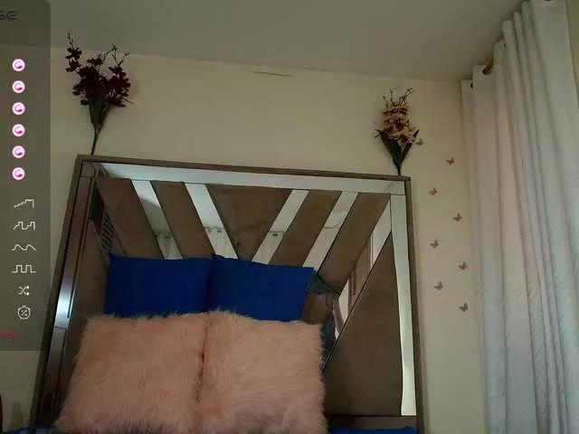 sarawilliams01 on BongaCams 