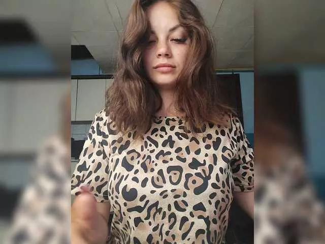 Sweet-Candy88 on BongaCams 