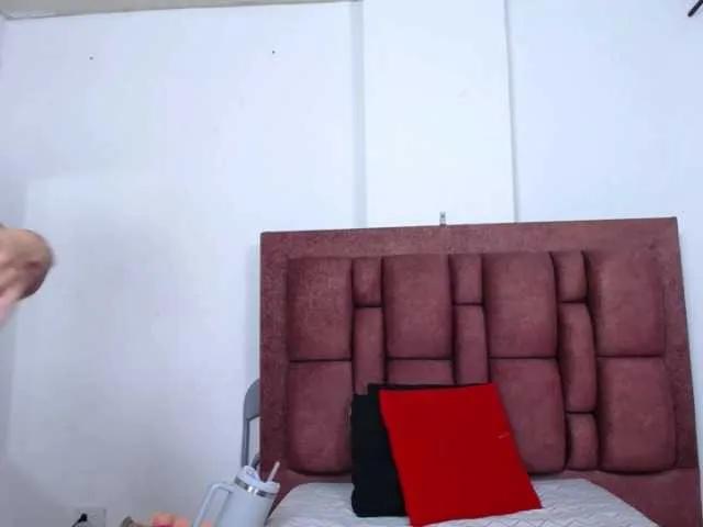 vamandajhonson on BongaCams 