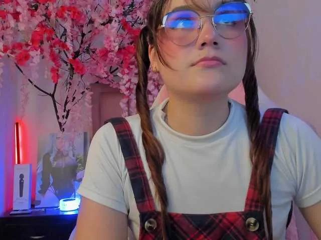 violet-evergarden2 on BongaCams