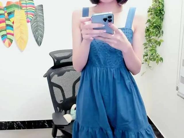 X0X0-oo on BongaCams 