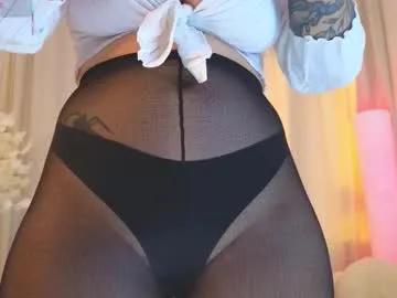 _b00bss_ — Second Day here! | Goal: massage my big boobs  | Hello there, i'm Jess #new here, i have #bigboobs and #bigass im #young #natural girl [105 tokens remaining]
