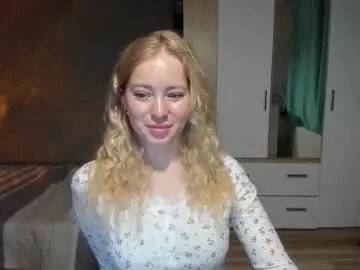 e___lisa on Chaturbate 