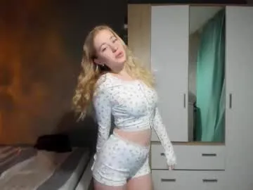 e___lisa on Chaturbate 