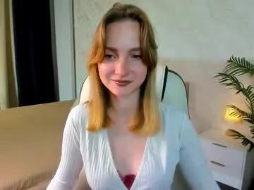 ellabloom on Chaturbate