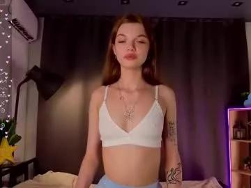 littledream_girl on Chaturbate 