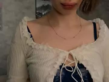 littledream_girl on Chaturbate 