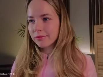 milly_shy on Chaturbate 