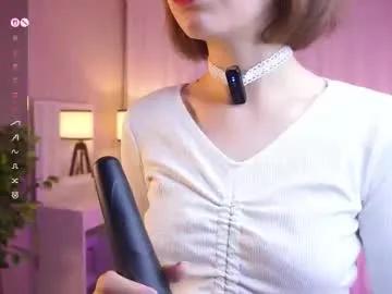 moirebroady — GOAL: ice on tits [43 tokens remaining] Hi Im Isabel! Nice to meet you, enjoy my show please^^ #shy #new #18 #lovense #teen