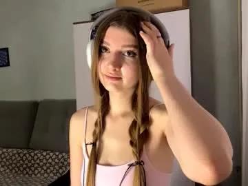 tammeratwiss — Goal:  Squeeze my boobs      #New #18 #bigboobs #bigass #cute [33 tokens remaining]