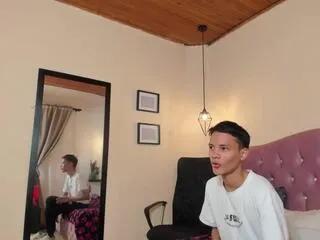 aleex_siren on Flirt4Free 
