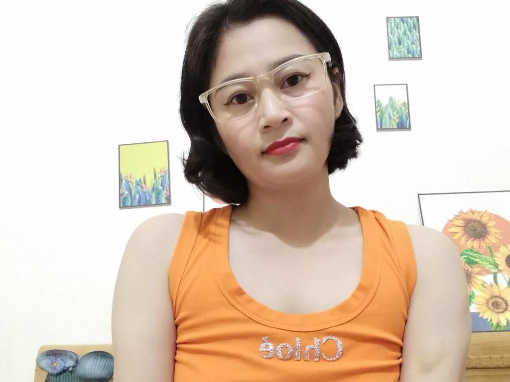 HueRina on LiveJasmin