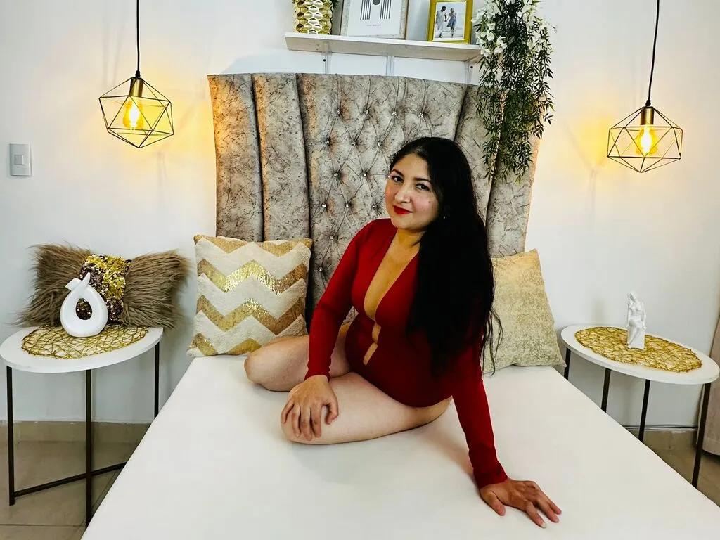 JasmineCrisle on LiveJasmin