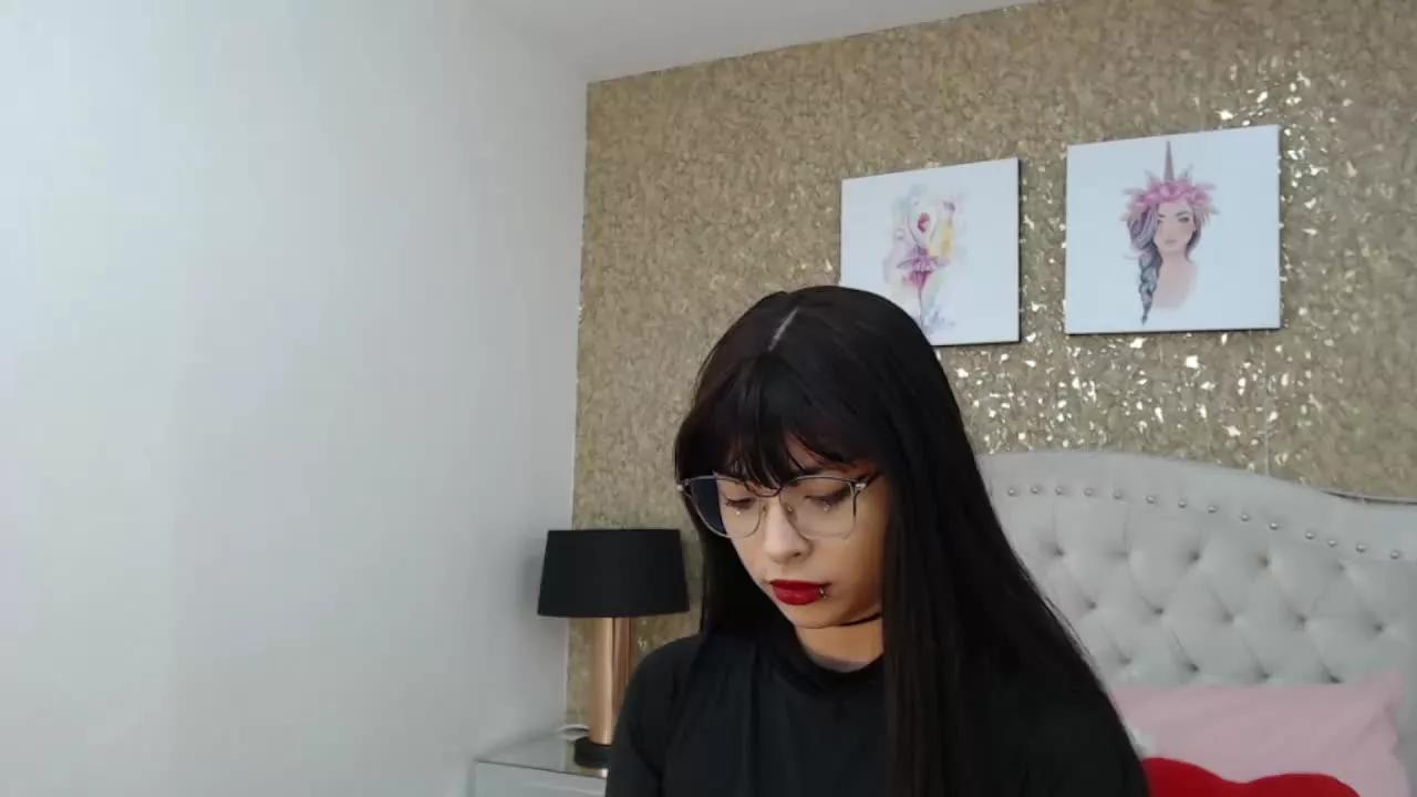 EvyEmber on Streamray 