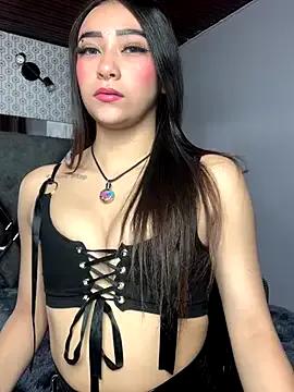 Alanna_Pink on StripChat 