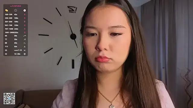 AlberthaEscue — Sweet lick for my lips