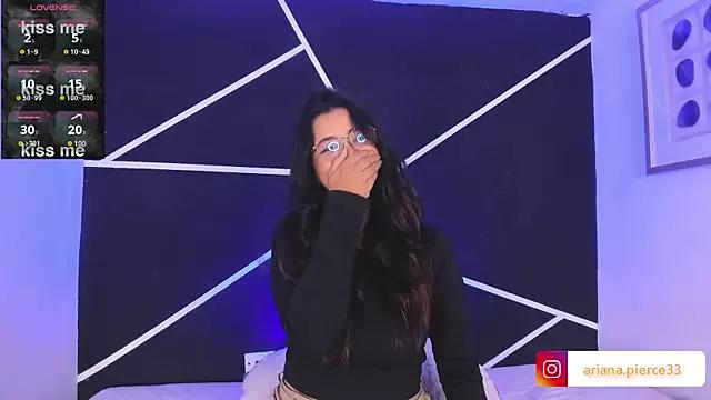 Ariana_Pierce on StripChat 