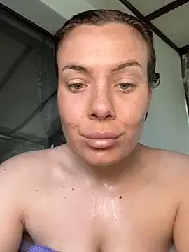 emmasweett11 on StripChat