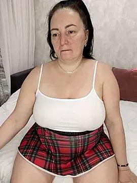 HairyVicky — Jumping on a dildo naked