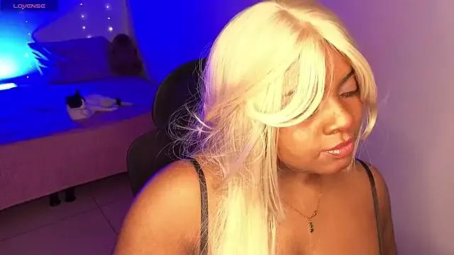 iridesa- on StripChat 
